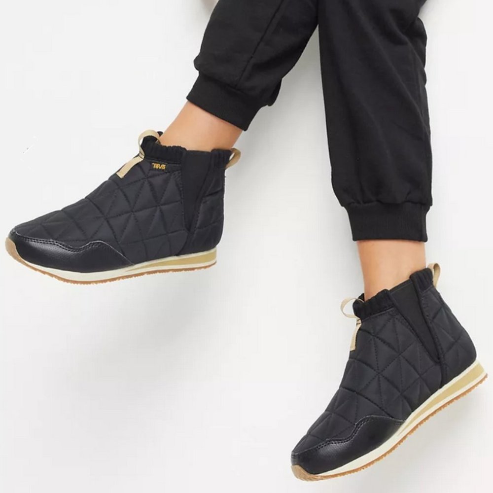 Teva Ember Mid Boots